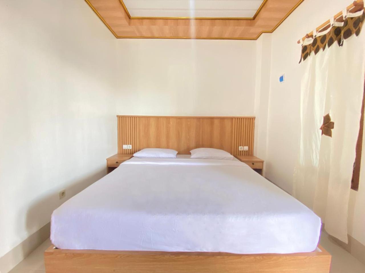 Hotel Wijaya Family 2 Kalasan Стая снимка