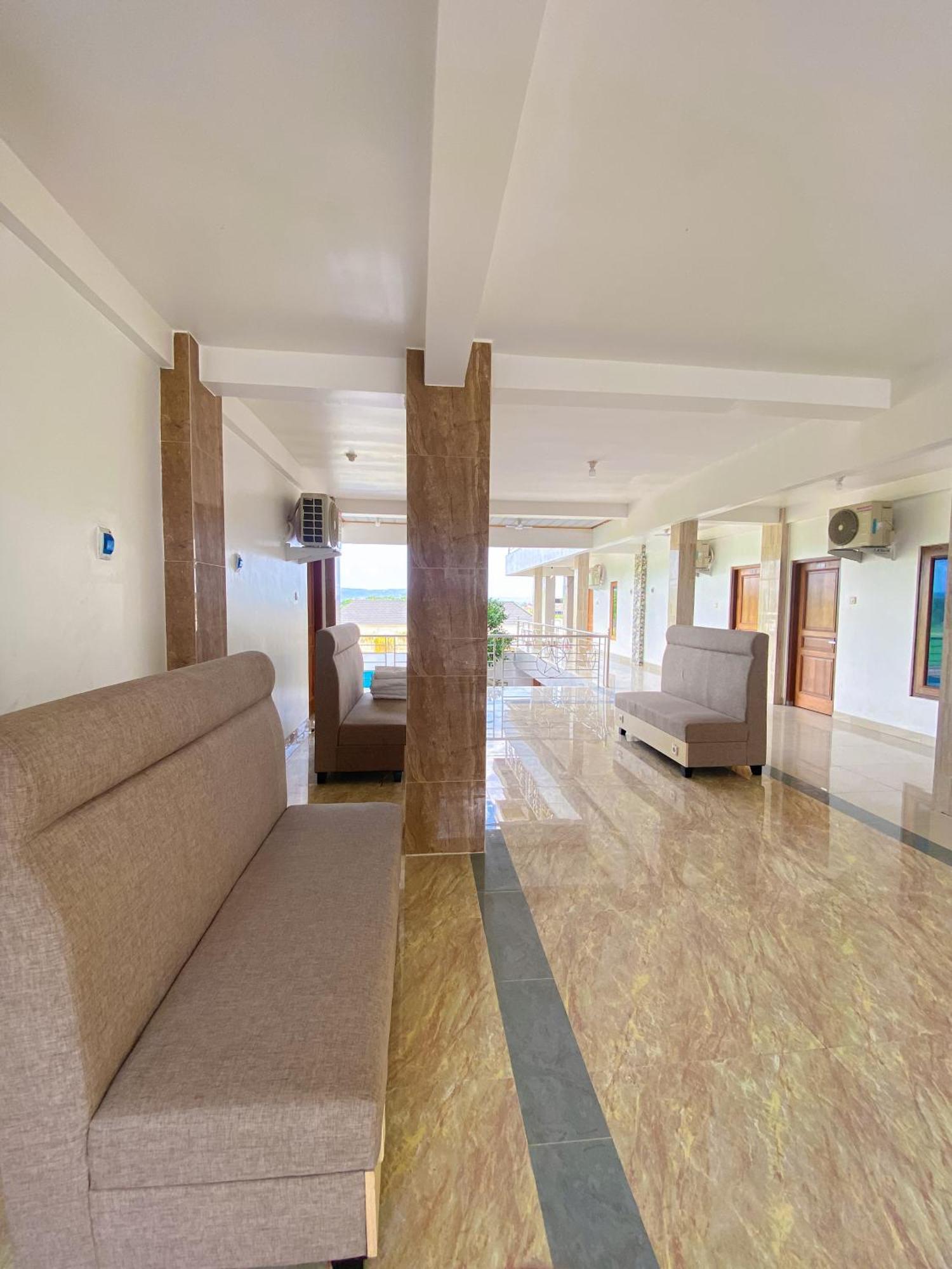 Hotel Wijaya Family 2 Kalasan Екстериор снимка